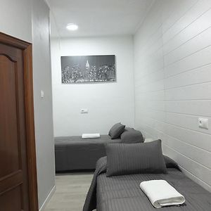 Habitación con 2 Camas Individuales